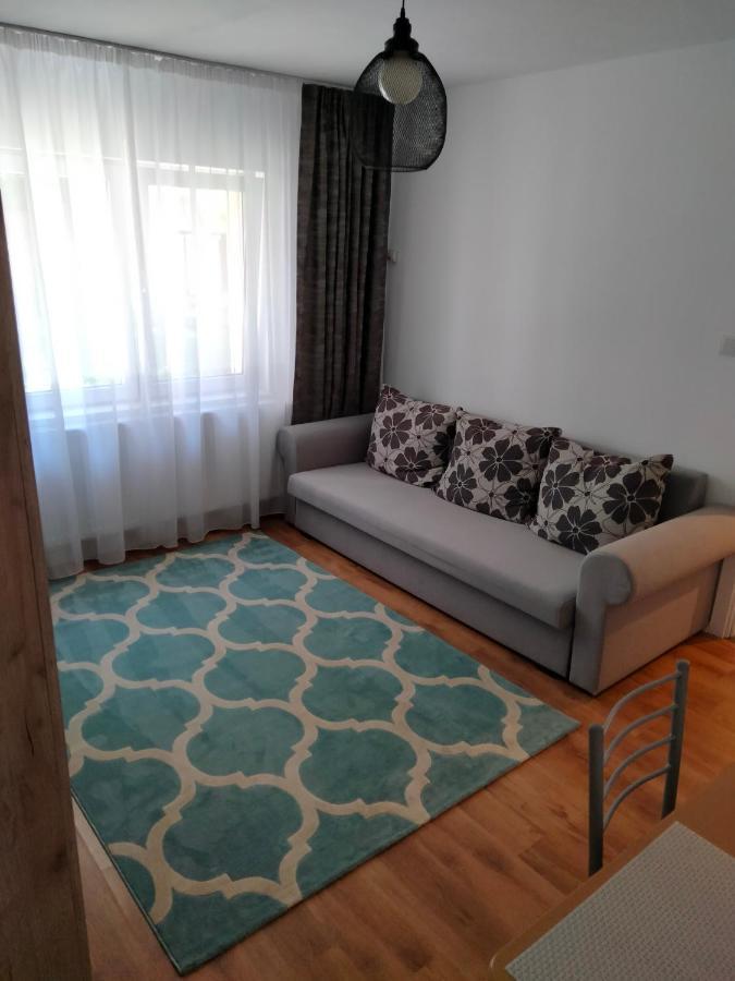شقة Bulevard Apartament ألبا يوليا المظهر الخارجي الصورة