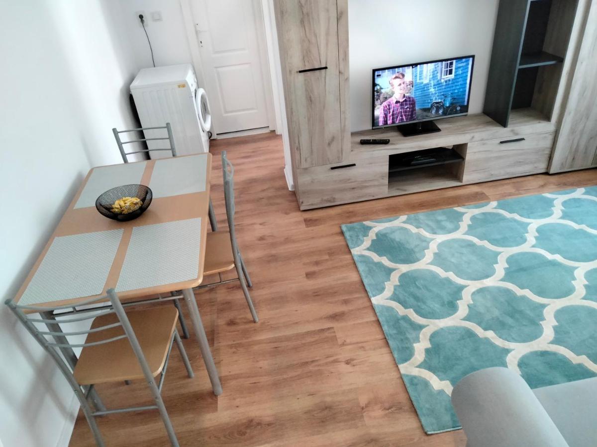شقة Bulevard Apartament ألبا يوليا المظهر الخارجي الصورة